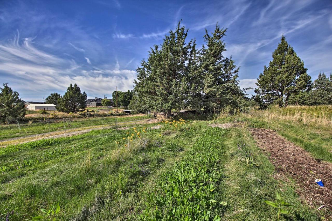 ベンド Updated Farmhouse With Deck On Central Oregon Canal!ヴィラ エクステリア 写真